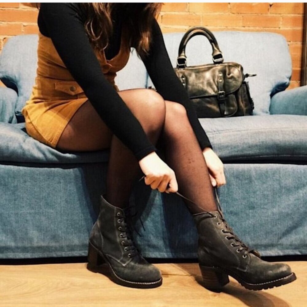 FRYE COMBAT (moto) BOOTS olive NWOT! Size 6